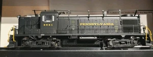 Bowser HO Scale Executive Line Alco RS-3 Phase III Diesel Pennsylvania #8591 - Picture 1 of 7