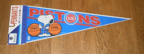 1989 & 1990 Detroit Pistons pennant Back to Back NBA Champs w/ Snoopy Finals Cover