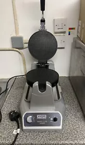 WARING COMMERCIAL SINGLE WAFFLE CONE MAKER GREAT CONDITION WORKS PERFECTLY - Picture 1 of 8