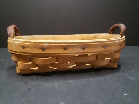 Longaberger 1997 Small Oval Basket with 2 leather handles Cover