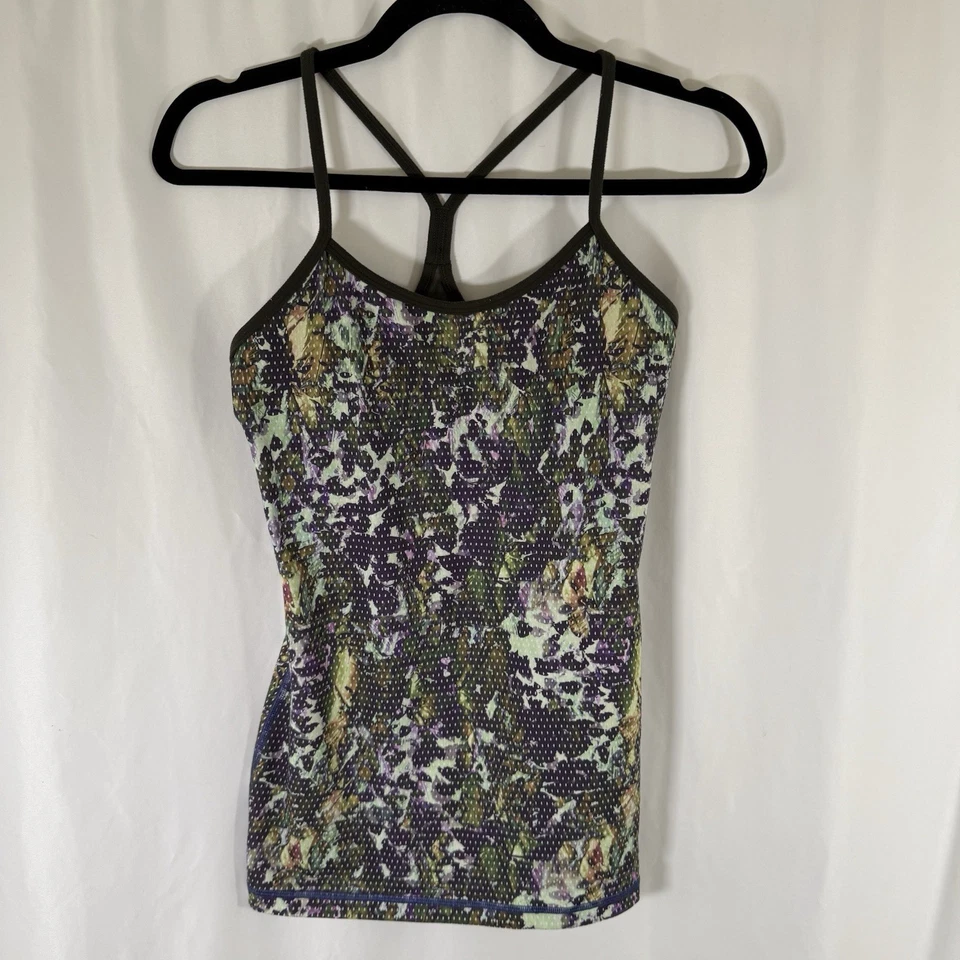 Женская майка Lululemon 6 с зеленым цветочным узором и ремешками эластичная - Изображение 1 из 4