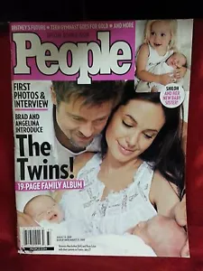 People Magazine, 18. August 2008, Brad & Angelina stellen die Zwillinge vor! Special - Bild 1 von 3