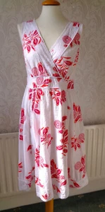 Pretty John Rocha 100% Cotton White & Red Floral Summer Dress Size 12 Bust 34" - Picture 1 of 8