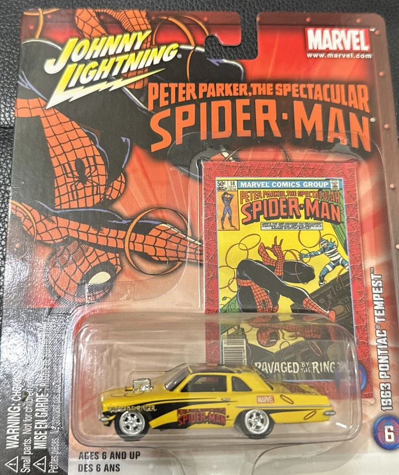 Pontiac Tempest 1963 Spider-Man escala 1:64 diecast por Johnny Lightning Foto 1 de 1