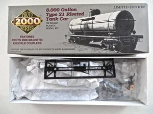 Proto HO KIT 21765 Dow 38307 8000 Gallon Type 21 Riveted Tank Car Kit Brand New - Picture 1 of 5