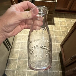 Oscar Miller R. F. D. 3 Embossed Pint Milk Bottle Troy New York NY - Picture 1 of 12