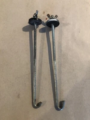 Nissan Cube 2011 retención de batería J Bolt 8" 24425-8990B, con herrajes, OEM, par Foto 1 de 3