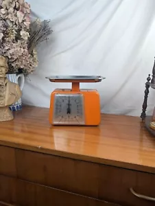 Vintage Mid-Century 10 Kilograms Orange Analog Scale 60s - Picture 1 of 9
