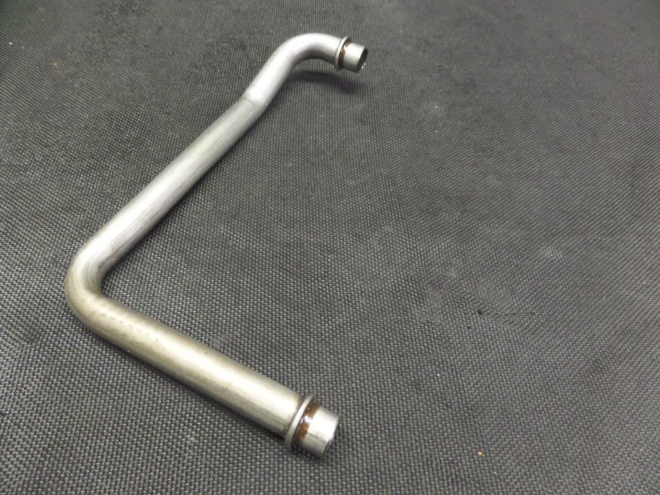 1985 年本田阴影 VT700C 内部油管 — 第 1/1 张图片