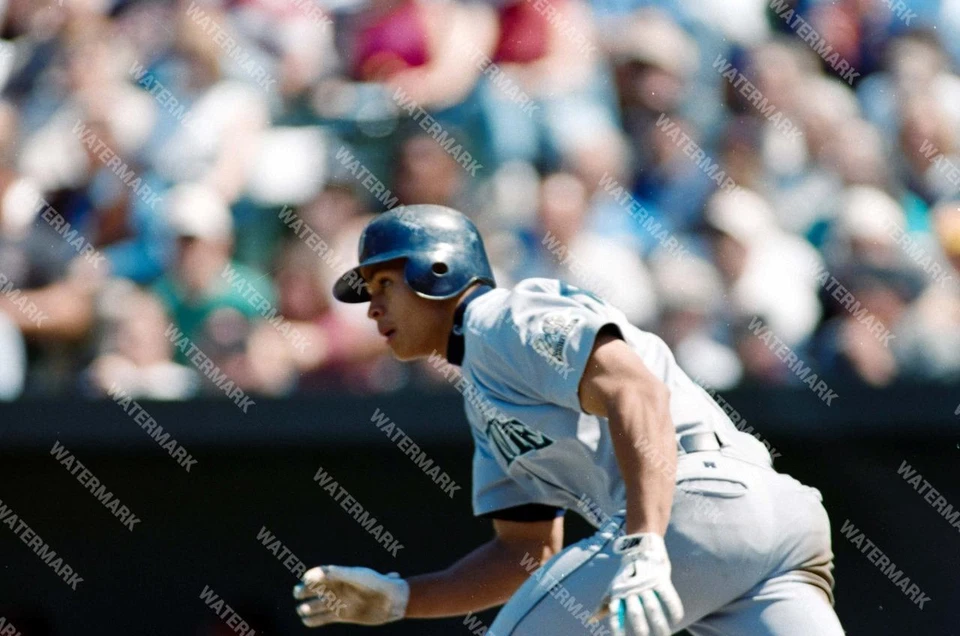 GS896 Alex Rodriguez Seattle Mariners 8x10 11x14 16x20 24x36 Photo - Image 1 of 1