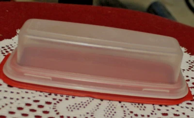 Rubbermaid  Stick Butter Dish Red Base Clear Lid Vtg 0477-1 - Image 1 of 4