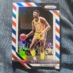 Wilt Chamberlain 2018-19 Panini Prizms Red White and Blue #205 NM/MT - Picture 1 of 2