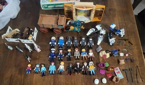 Vintage Playmobile Lot 90s Minifigures And Accessories, Motorcycles, Horses - Picture 1 of 16