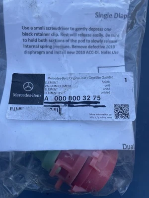 Mercedes Benz 560 SL 380SL Vacuum Element Defroster Nozzle Flap OE 0008003275 - Image 1 of 4