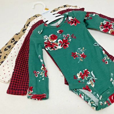 NWT Newborn Long Sleeve Christmas Bodysuit Set Carter’s 4 Piece - Image 1 of 4