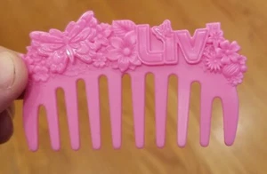 REPLACEMENT PINK COMB FOR: LIV - SPIN MASTER HEAD/BUST TOY 2011 DOLLS - Picture 1 of 4