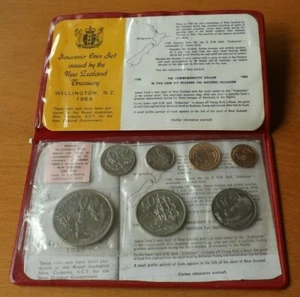 New Zealand British UNC Grade Seven Coin Mint Set 1969 Sealed In Wallet Scarce. - Picture 1 of 4