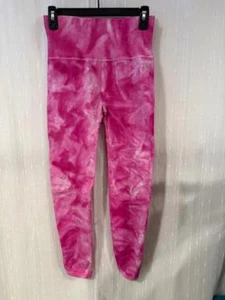 FREE PEOPLE MOVEMENT PINK WHITE TIE DYE 7/8 LEGGINGS SIZE M/L HIGH RISE BARBIE - Picture 1 of 9