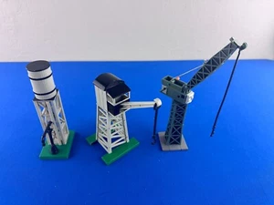 Vintage ERTL CRANE + WATER TOWER + CRANKY / Thomas & Friends from 1990s RARE - Picture 1 of 7