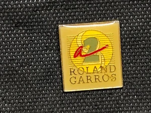  pins pin ENAMEL MEDIA ANTENNE 2 ROLAND GARROS 1988 EPOXY - Picture 1 of 1