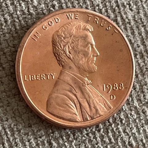 1988 D Uncirculated Lincoln Memorial Cent, BU. Free Shipping! TK627* Cover