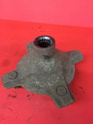 03 Buje trasero Kawasaki Prairie 360 4x4 4x2 650 fuerza bruta Foto 1 de 3