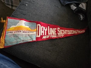 Rare VTG New York City NY ~ MV KNICKERBOCKER Day Line Sightseeing Yachts PENNANT - Picture 1 of 5