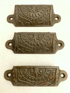 Antique 19th C. Drawer Pulls Fleur de lis Set of 3 Cast Iron NOS Never Used - Picture 1 of 7