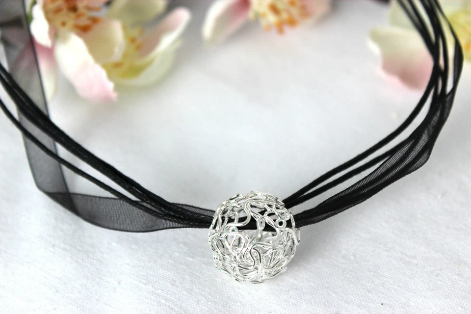 SILBER PERLE HALSKETTE KETTE ORGANZA KUGEL DRAHTKUGEL SCHMUCK DAMEN SCHWARZ - Bild 1 von 1