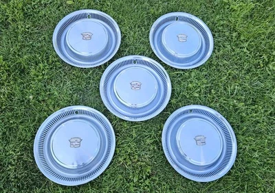 Juego de 5 Tapacubos Tapacubos Cadillac Deville Fleetwood 1974-1976 Tapacubos 75 Foto 1 de 4