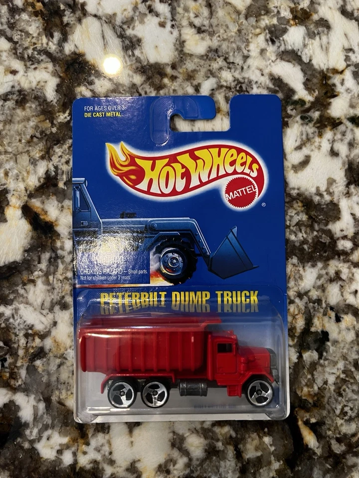 Camión de volteo Peterbilt HotWheels 1992 vintage tarjeta azul #100 ruedas básicas  Foto 1 de 4