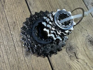SHIMANO 105 CS-5700 10 Speed Cassette 11-25T 10 Spd USED 11-25 Japan Road Bike - Picture 1 of 8