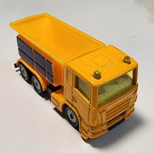 Siku Yellow Scania r380 Diecast/Plastic Grit Spreading Truck HTF - Picture 1 of 10