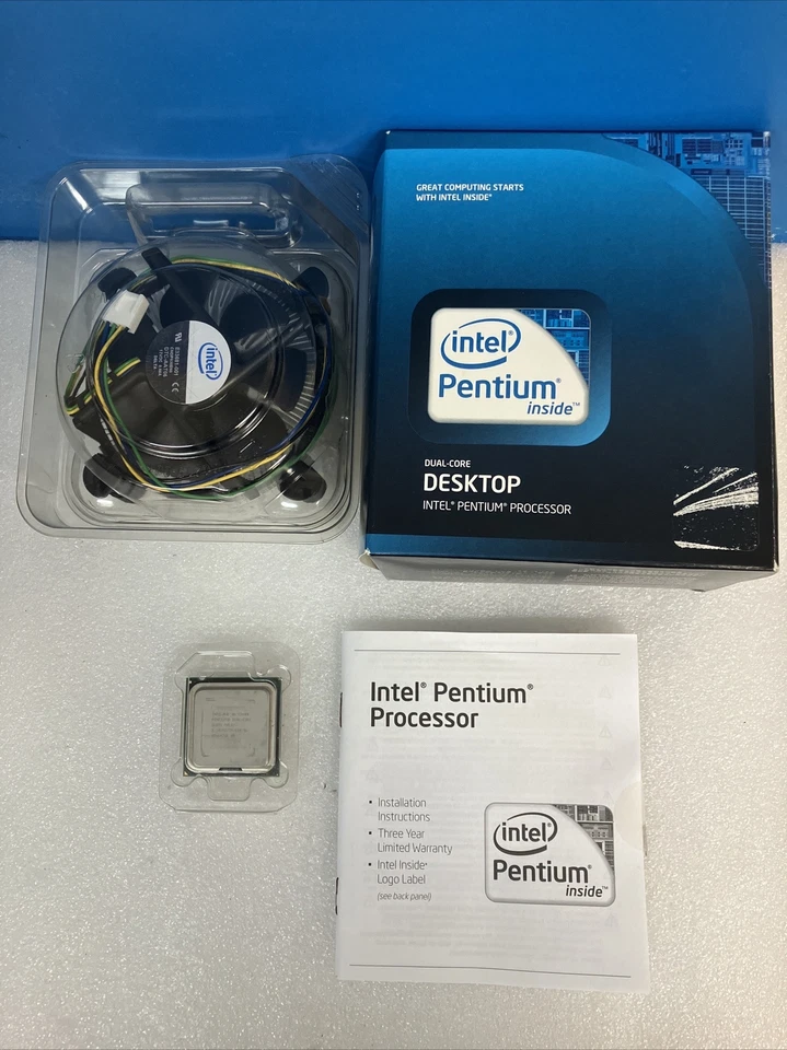 ~ Intel Pentium E5400 Dual-Core CPU Processor LGA775 2.7GHz SLB9V W/ Fan E33681 - Image 1 of 4