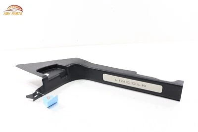 Lincoln Aviator 2020-2024 umbral de puerta delantera izquierda placa de desgaste cubierta de panel de patada OEM Foto 1 de 4