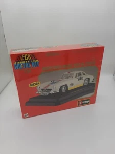 Mercedes 300 SL 1955 scala 1:24 Burago Metal Kit 5532 Nuovo - Foto 1 di 3
