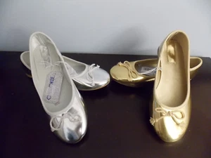 Niñas Cherokee talla Zapatos de vestir metálicos de plata u oro 3,4,5 nuevos con etiquetas - Imagen 1 de 2
