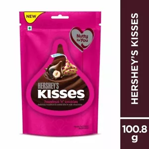 Hershey's Kisses Hazelnut 'N' Cookies feature exceptionally smooth 100.8g - Picture 1 of 3