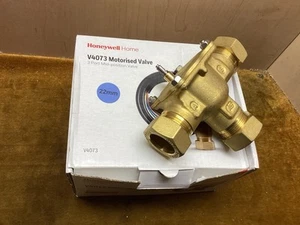 Honeywell 22mm V4073 3 Port Mid-Position Motorised Valve (BODY ONLY) New. - Picture 1 of 8