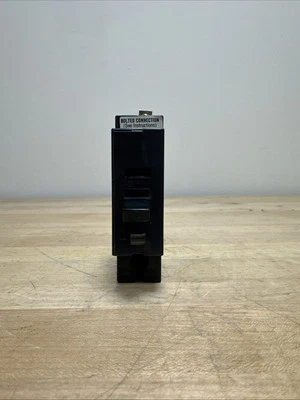 SQUARE D EHB14030 EHB 1 POLE 30 AMP 277V 480V CIRCUIT BREAKER - Image 1 of 3