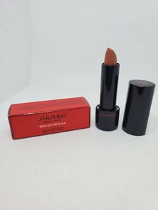Neu im Karton Shiseido Rouge Rouge Lippenstift, Dusky Honey BE323, 0,14 Unzen - Bild 1 von 2
