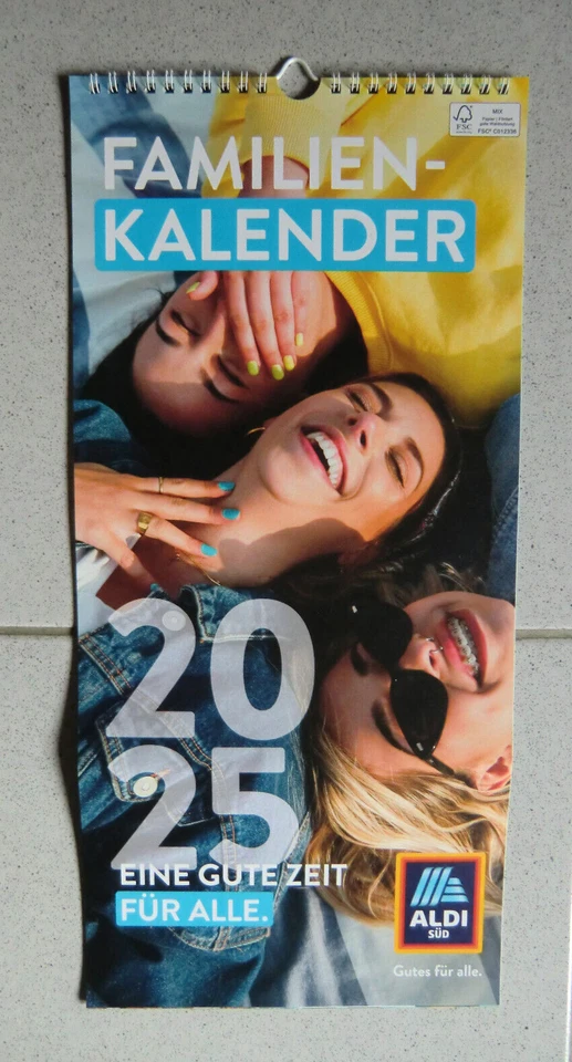 ALDI Wandkalender Kalender 2025 Jahreskalender Familienkalender * GEKNICKT * - Bild 1 von 3