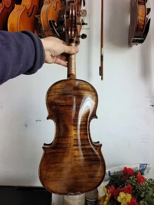 New 4/4 violin Stradi model flamed maple back spruce top hand carved No16 - Image 1 of 4