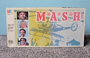 Vintage 1975 MASH Brettspiel - Milton Bradley - komplette Teile - Armee Jeeps - Bild 1 von 6