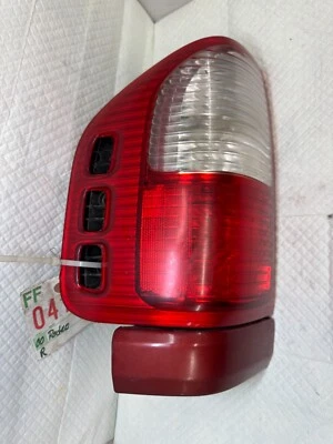 2000 ISUZU RODEO 左驱动侧后尾灯 KOTTA 220-16147 (S-32) — 第 1/4 张图片