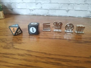 2002 Original Scene It? Replacement Parts Pieces Dice & Metal Tokens - Picture 1 of 5