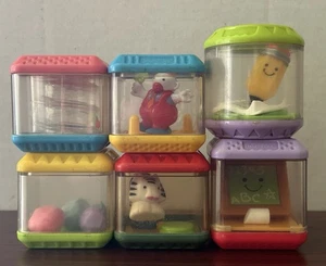 Fisher Price Peek-a-Boo Bloques Vintage Bebé Juguetes de Construcción Sensoriales Paquete de 6 Bloques - Imagen 1 de 19