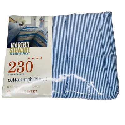 Hoja de uso diario Martha Stewart azul aciano rayas doble plana 230 unidades nueva de stock Foto 1 de 4