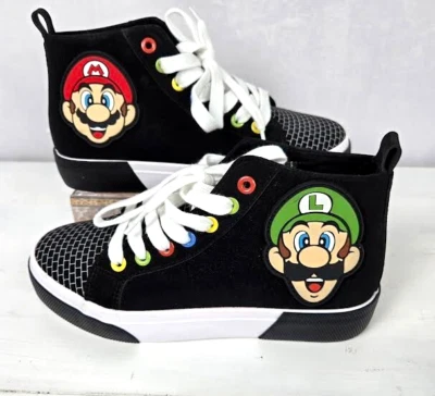 Super Mario Luigi Nintendo Niños Talla 4 Prendas para el torso altas Zapatos Informales Tenis Raras Nuevas sin Etiquetas Foto 1 de 4