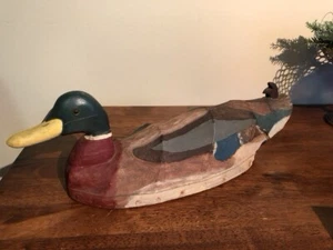 Antiguo señuelo de pato de lona y madera. Grande uno a 20 pulgadas. Tachado a mano. Vidrio e - Imagen 1 de 10